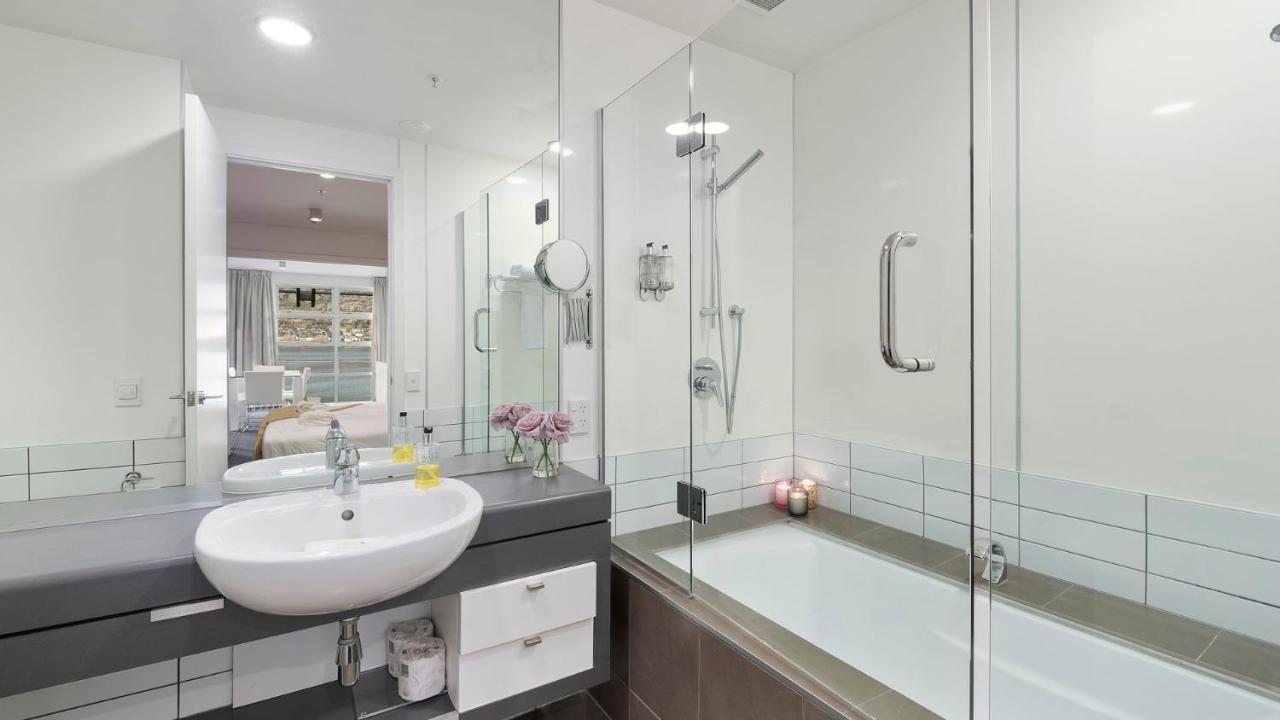 Marina Views - Apt 207 كوينستاون المظهر الخارجي الصورة